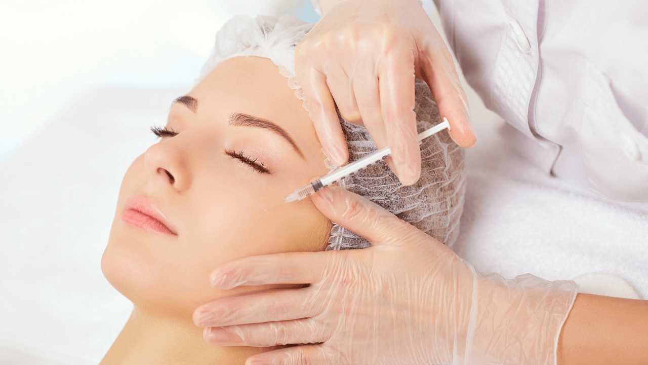 Aplicação de Skinbooster facial